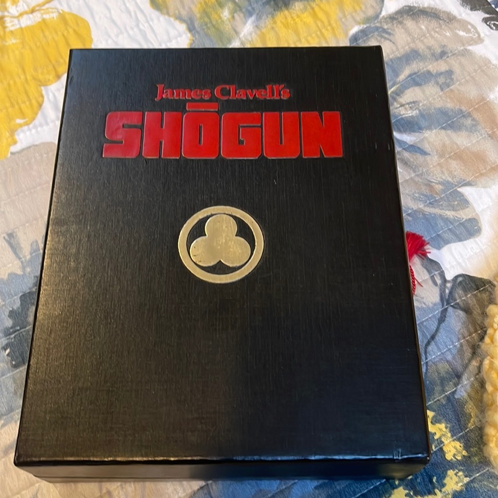 SHOGUN boxed set 4 VHS tapes. Perfect condition